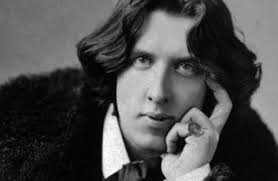 images-4 Portretul lui Dorian Gray - Roman despre frumusețea veșnică